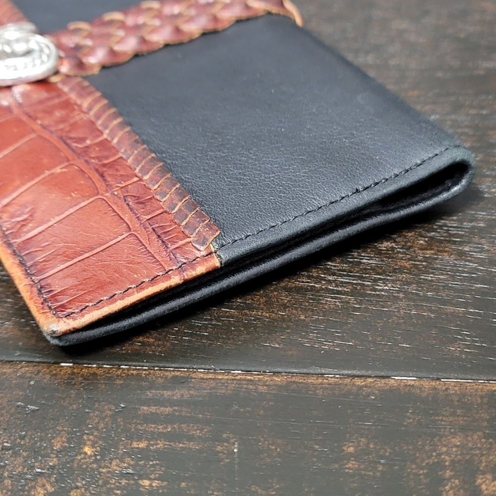 BRIGHTON Vintage Heart Folio Leather Wallet - Picture 8 of 14